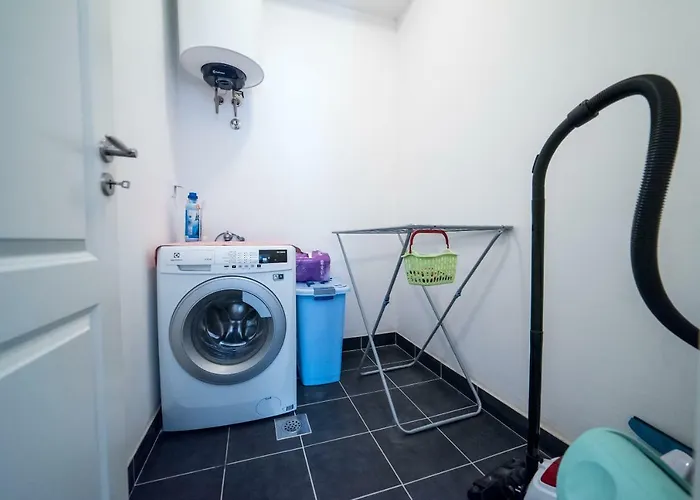 De Luxe Mediteran 2**** *